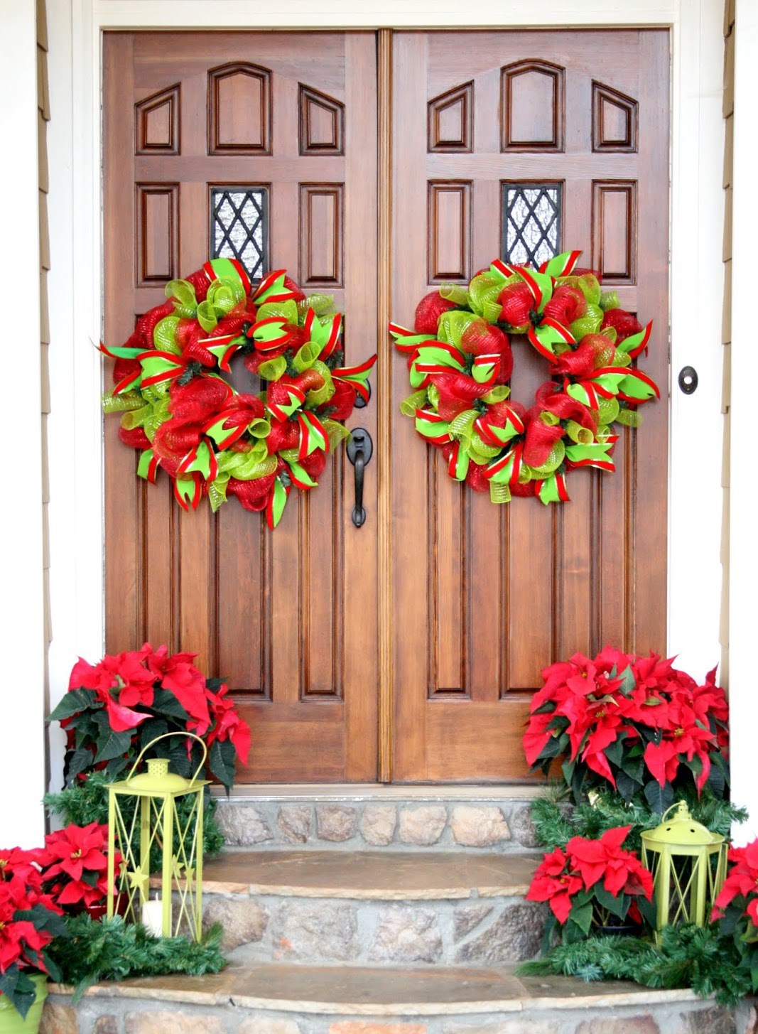 christmas-door-decorating-idea