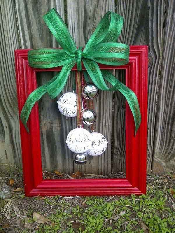 christmas-door-wreath-frame