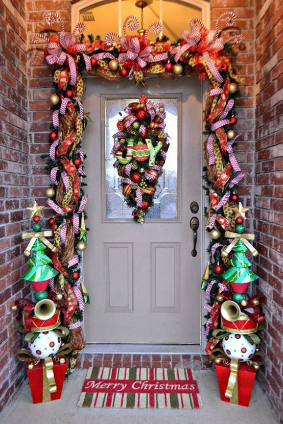 christmas-front-door