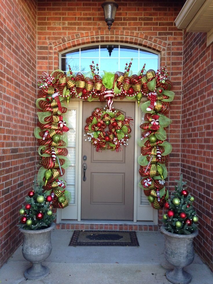 42 Christmas Decorations Ideas With Garland  Decoration Love