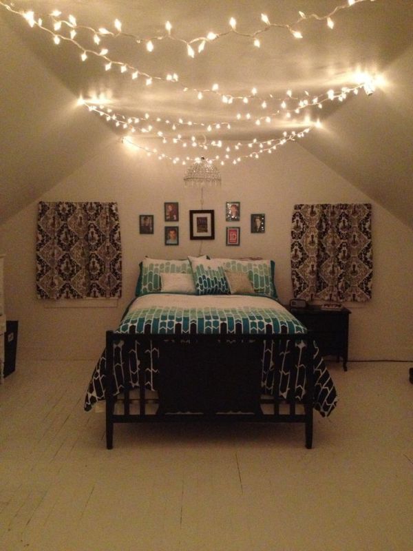 christmas-lights-bedroom