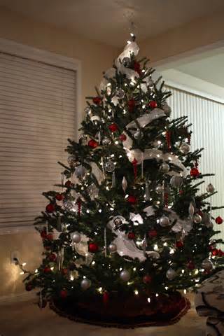 christmas-small-tree-decorating-ideas