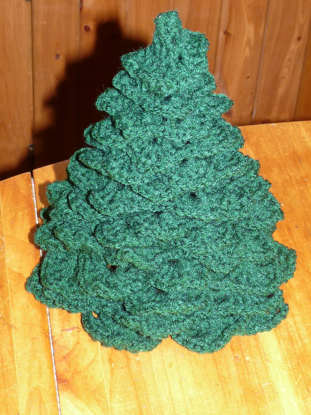christmas-tree-crochet-pattern-design-idea