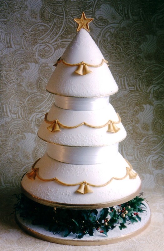 christmas-tree-wedding-cake