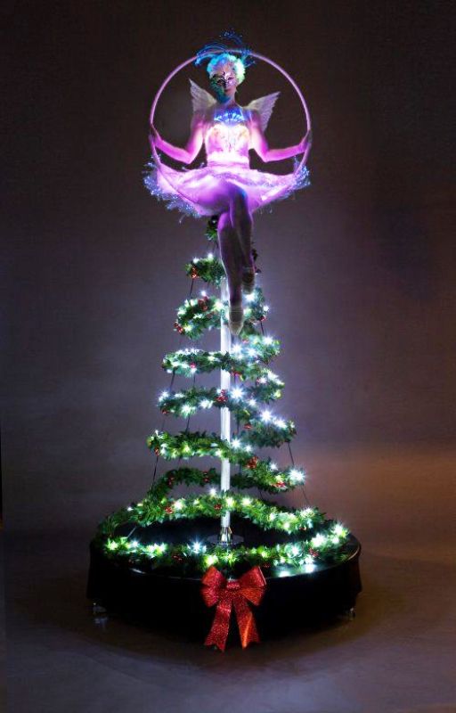 christmas-tree-with-lights-amazing