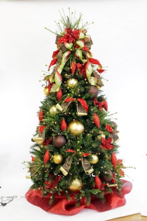 christmas-trees-with-bows-on-top