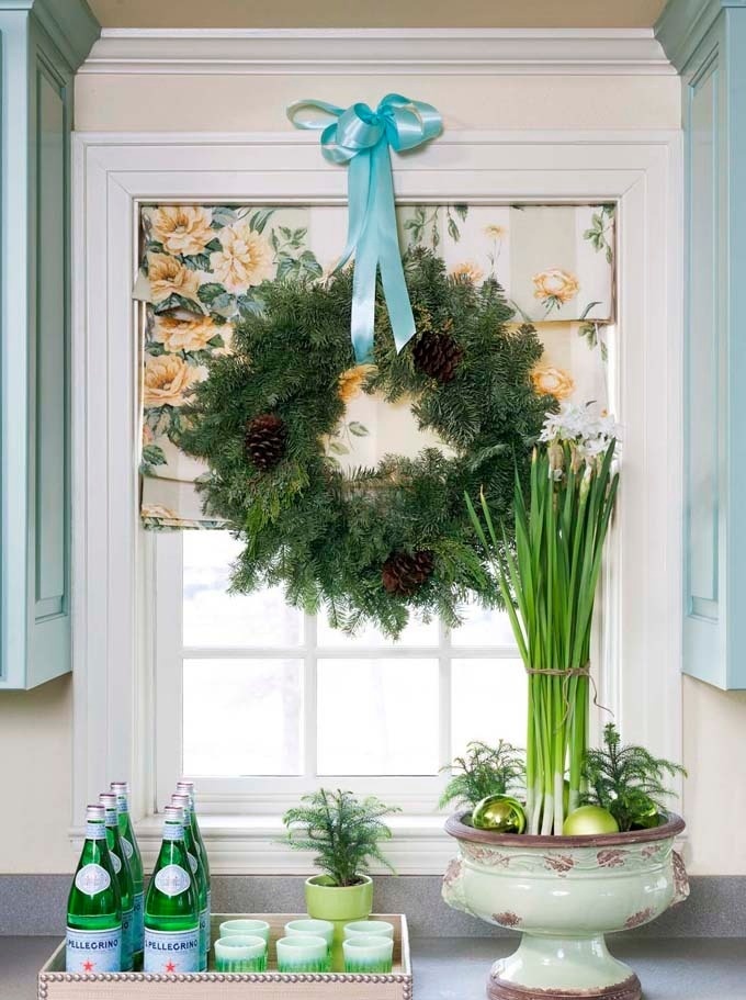 christmas-window-decor-idea-design