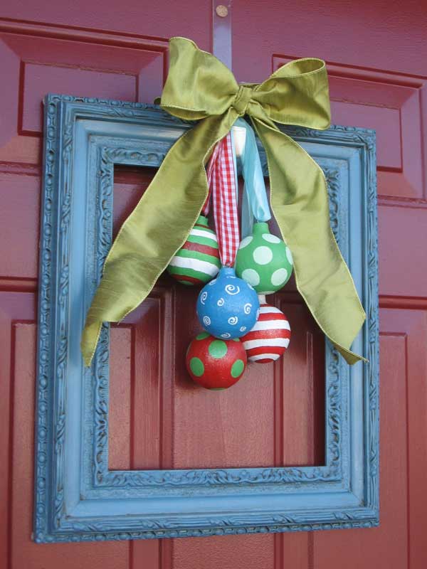 christmas-wreath-picture-frame-craft