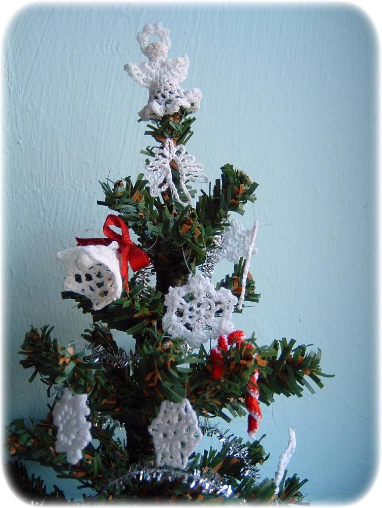 crochet-christmas-tree-decoration
