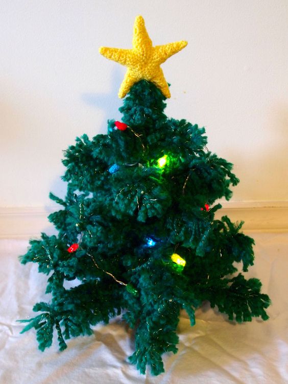 crochet-christmas-tree-simple-design