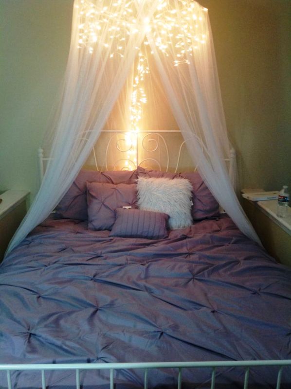 diy-bed-canopy-with-lights-chirstmas-design