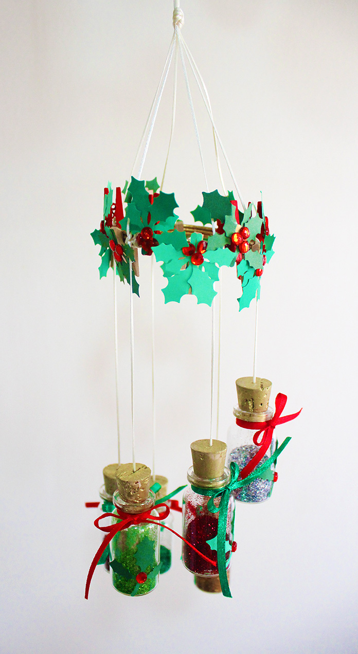 diy-christmas-decorations-hanging-from-ceiling