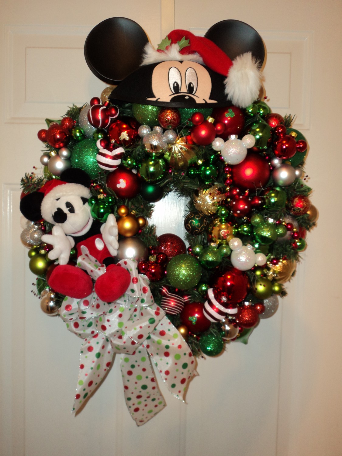 35 Disney Christmas Decorations Ideas  Decoration Love
