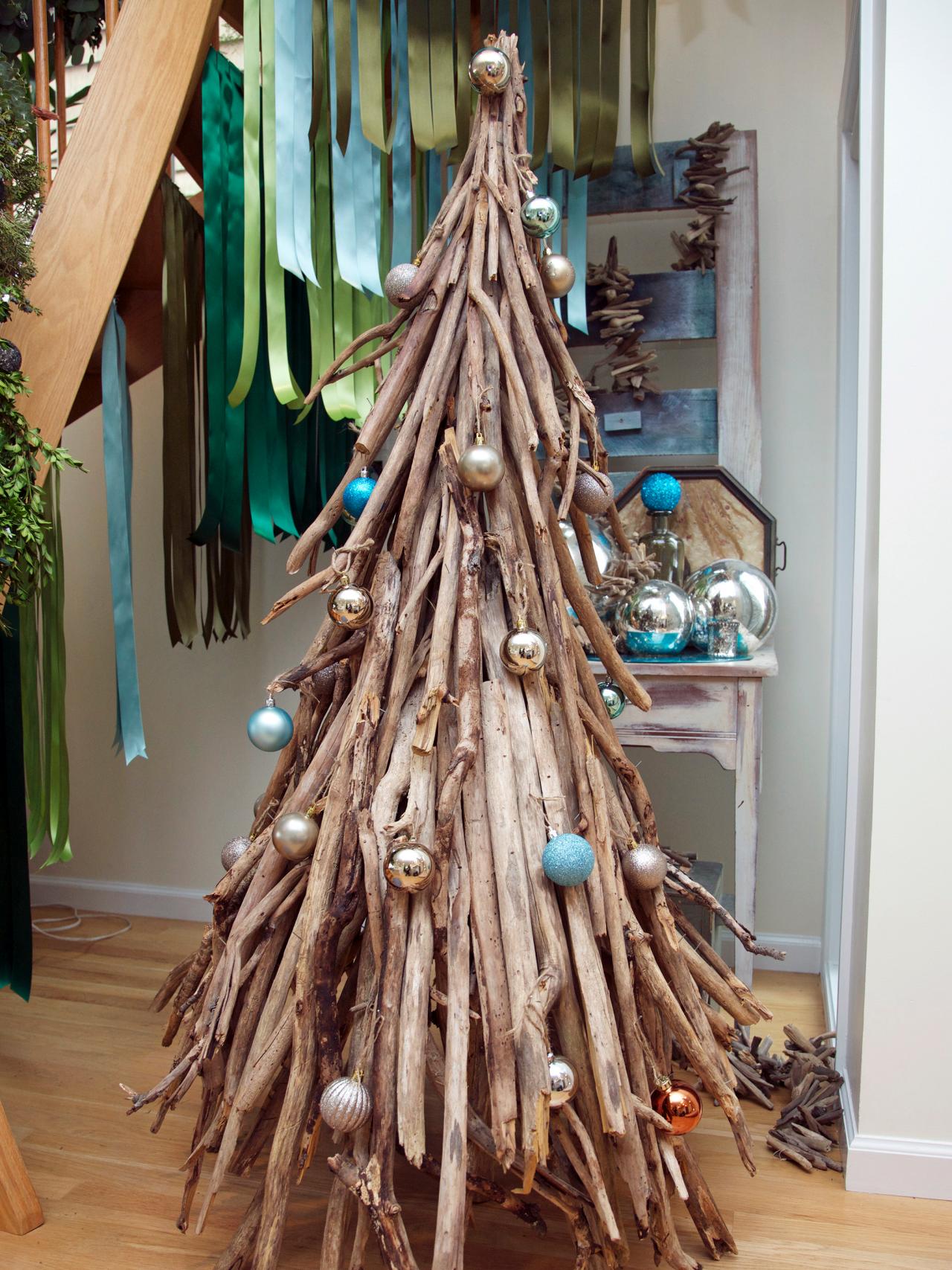 driftwood-christmas-tree-decor
