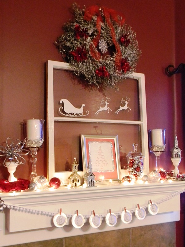 fireplace-mantel-christmas-decorating-idea