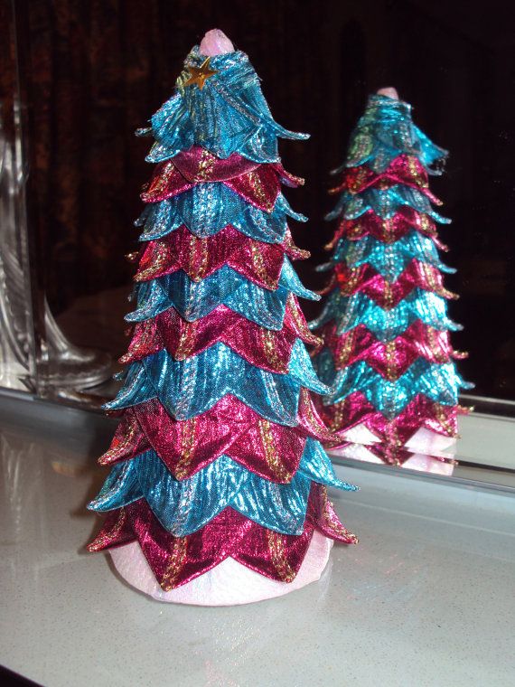 folded-fabric-christmas-tree-fine-design