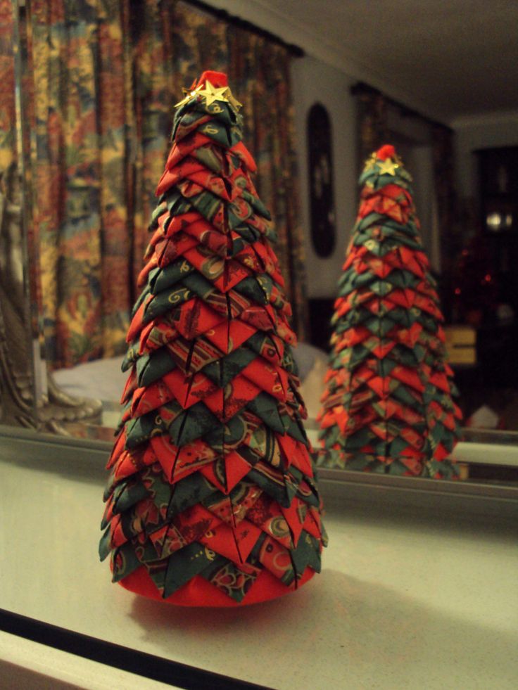 folded-fabric-christmas-tree