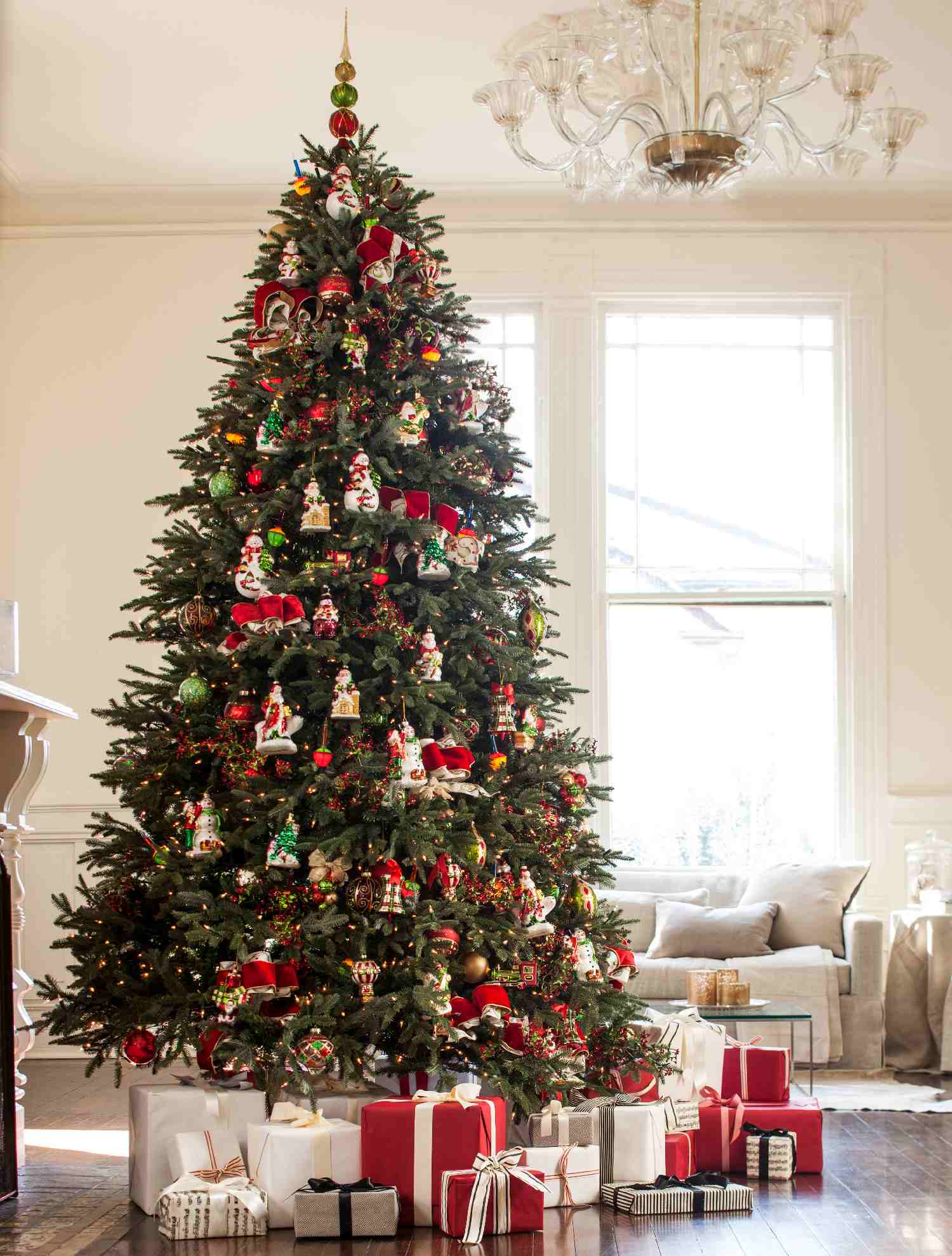 45 Classic Christmas Tree Decorations Ideas  Decoration Love