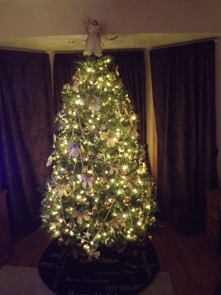 free-crochet-christmas-tree-ornaments