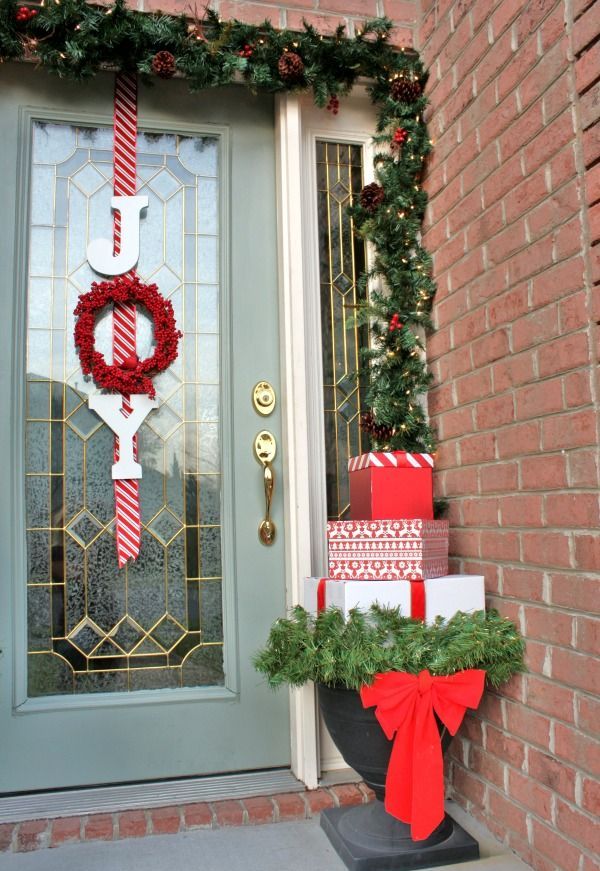 front-door-christmas-decorating-fine