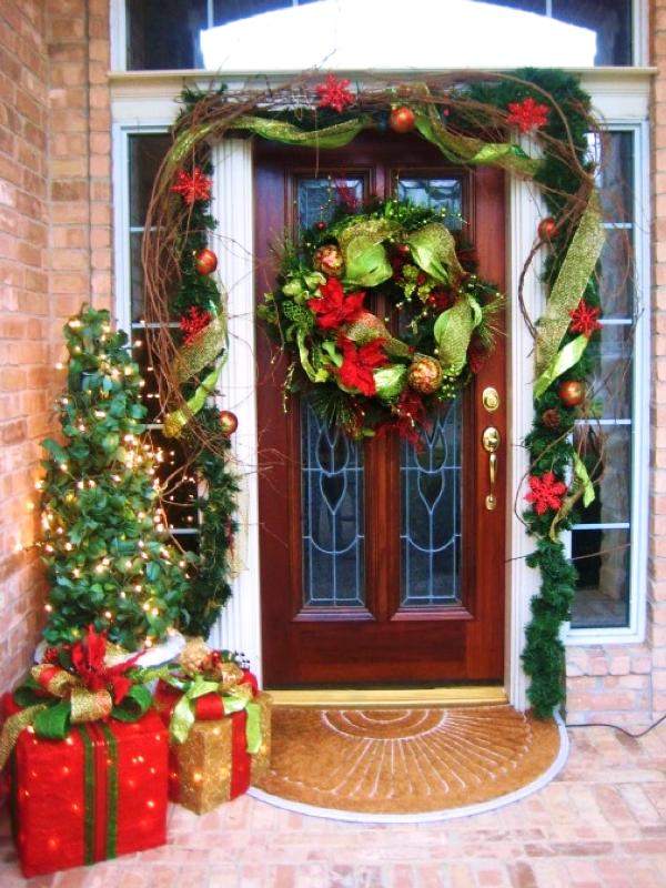 front-door-christmas-decorating-ideas