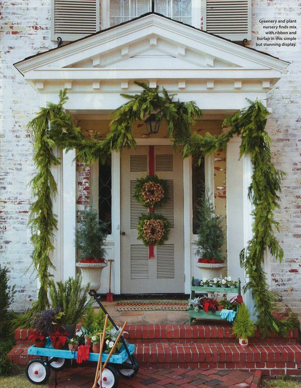 front-porch-christmas-decorating-design-view
