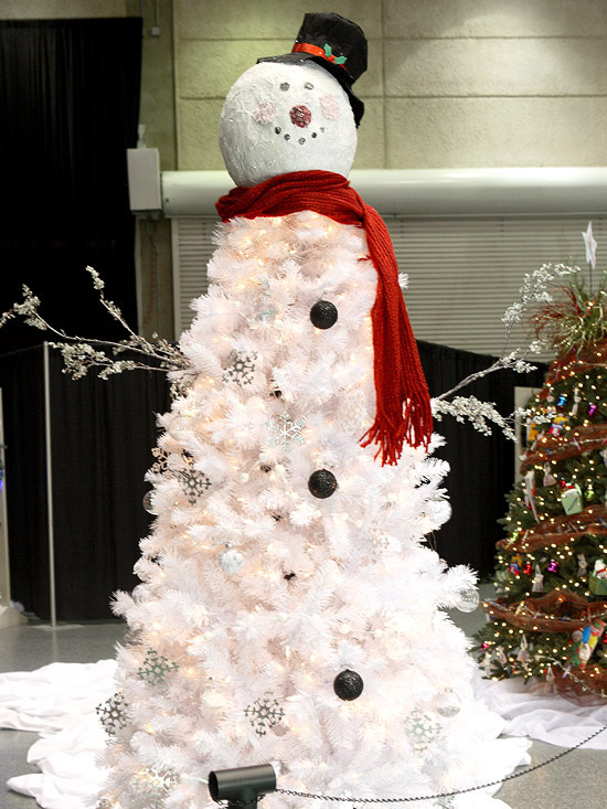 frosty-snowman-christmas-tree