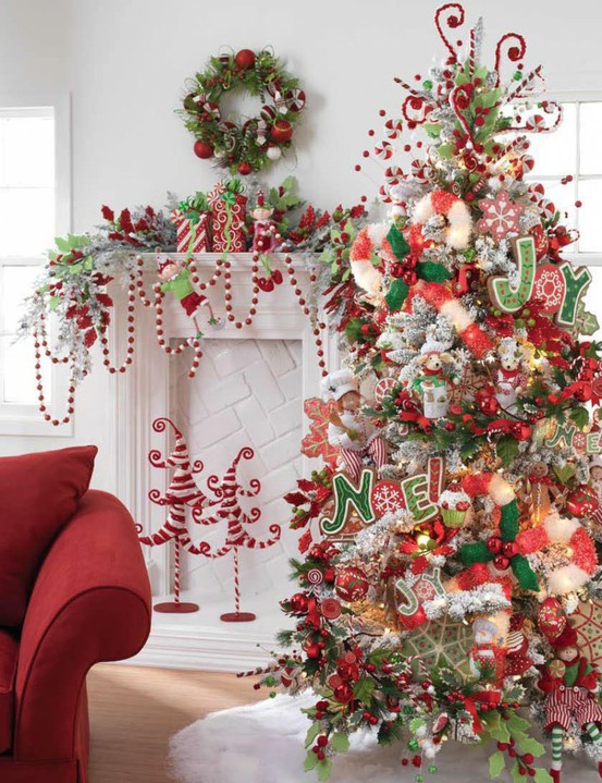 fun-christmas-tree-decorating-ideas