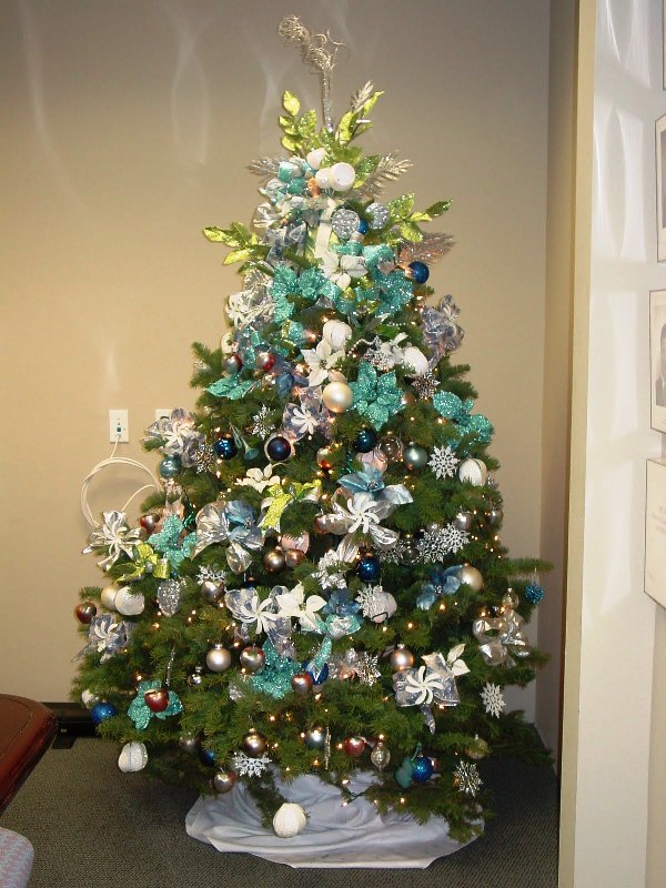 green-christmas-tree-decorating-ideas