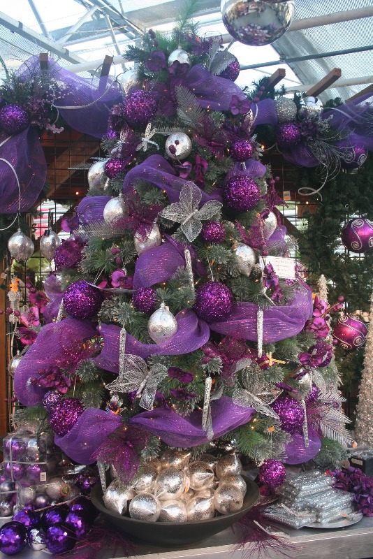 green-purple-and-silver-christmas-tree-decorations