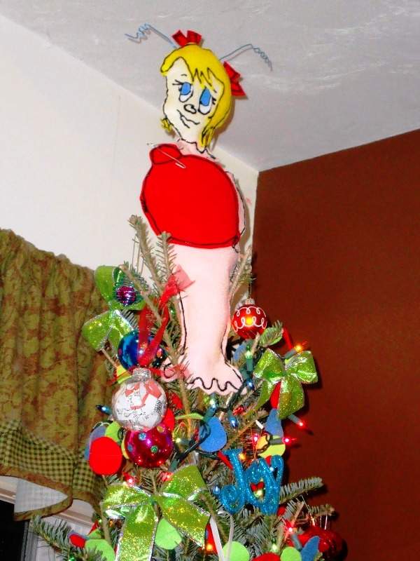 grinch-christmas-tree-decorations-idea