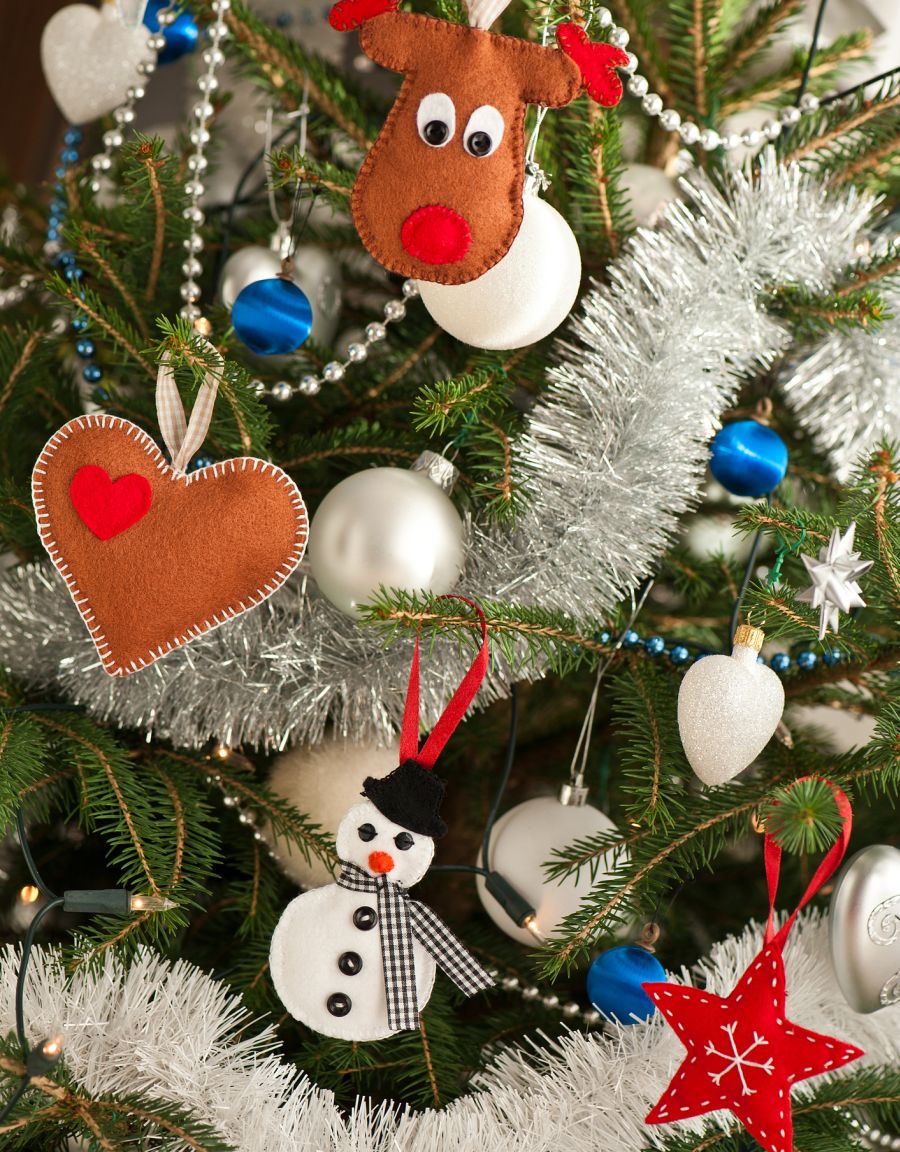 handmade-fabric-christmas-ornaments