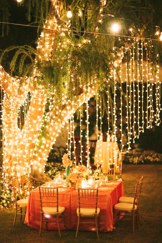 hanging-lights-outdoor-wedding-ideas