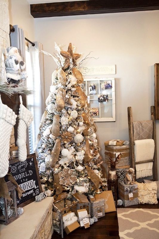 how-to-decorate-a-rustic-christmas-tree