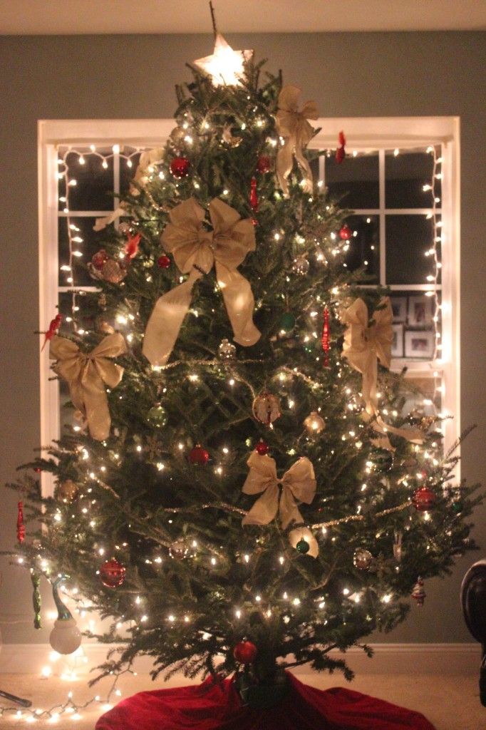 how-to-decorate-with-ribbon-on-christmas-tree-design