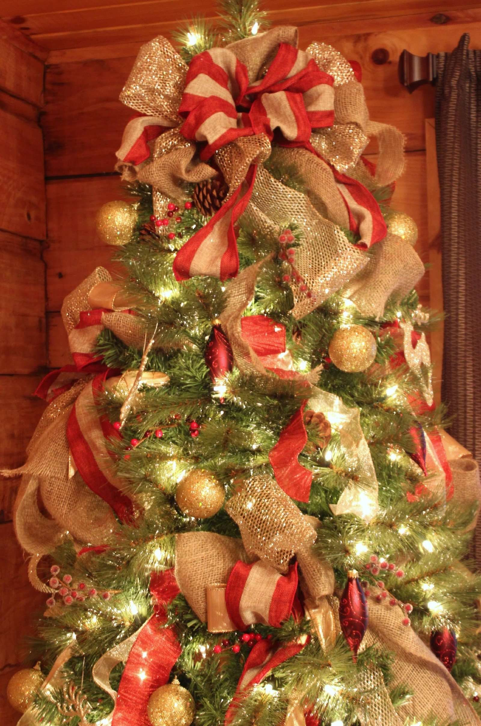 40 Awesome Christmas Tree Decoration Ideas With Ribbon Decoration Love