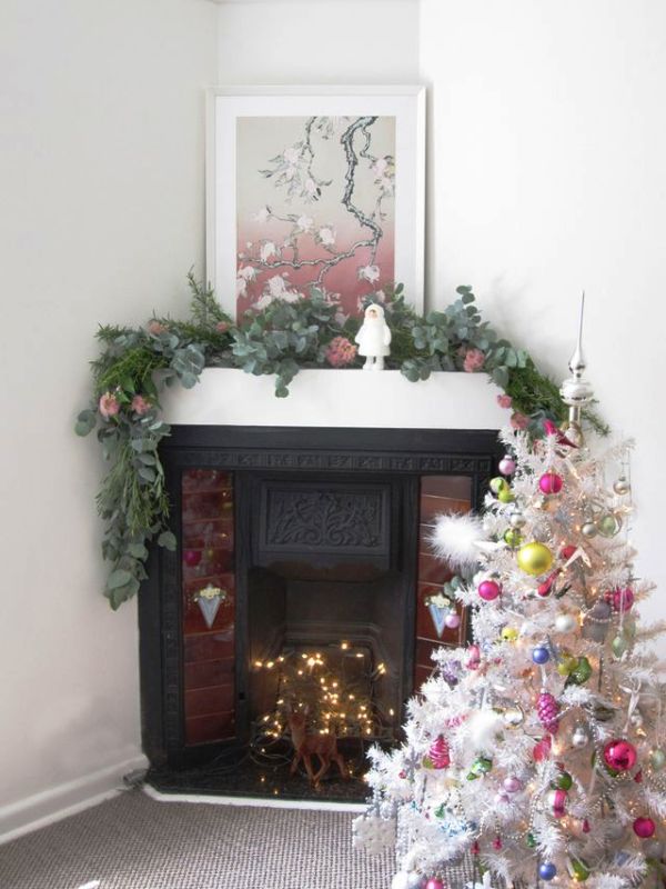 how-to-make-a-christmas-garland-for-fireplace