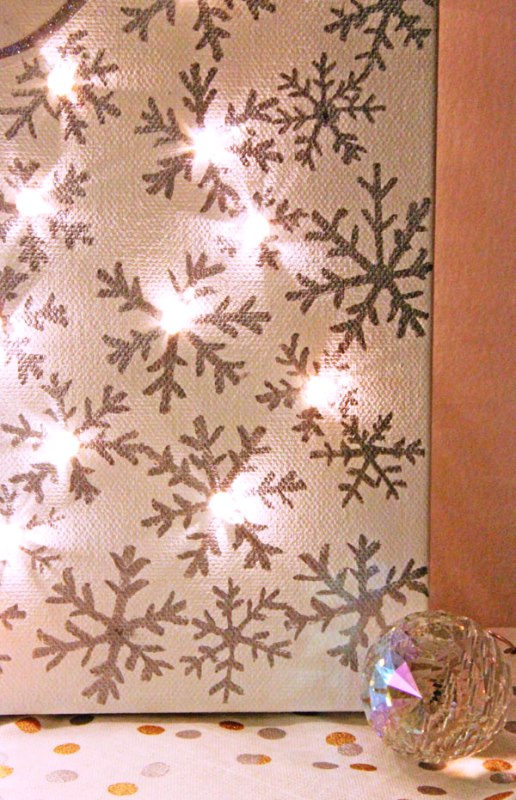 how-to-make-a-lighted-christmas-canvas