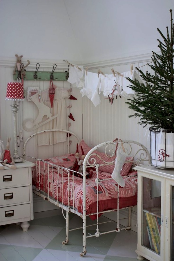 kids-christmas-bedroom
