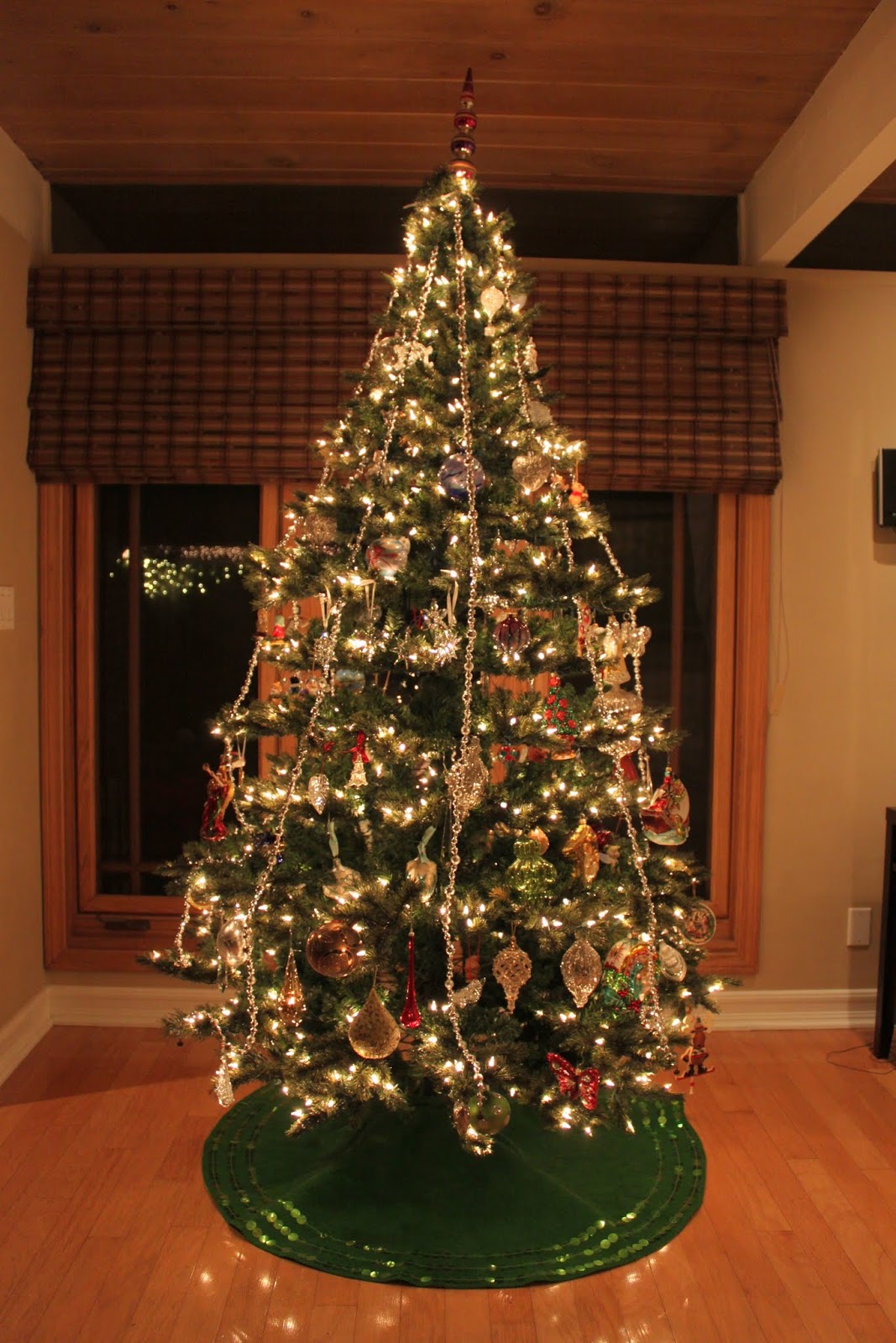 New Christmas Tree Themes with Electrical Design