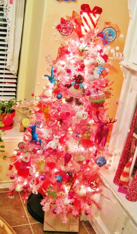 modern-pink-christmas-tree-ideas