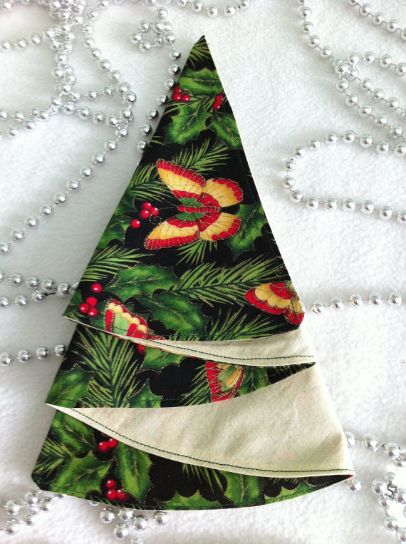 napkin-folding-christmas-tree
