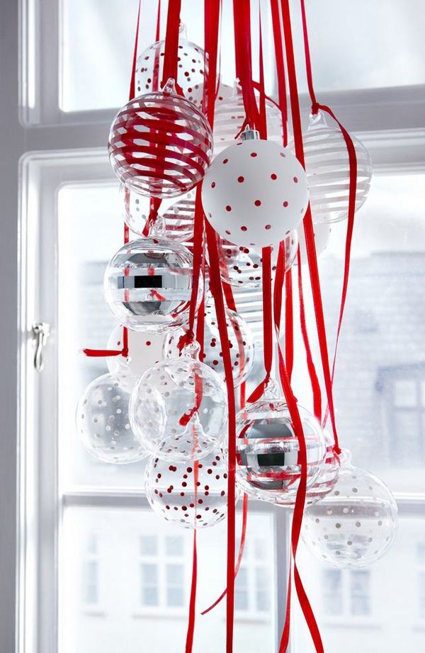 ornament-christmas-window-decorating-idea