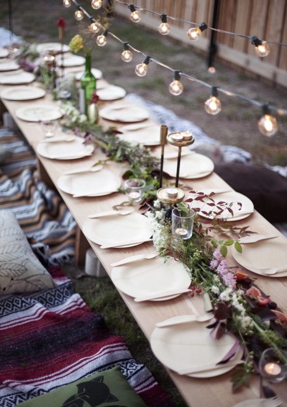 outdoor-dinner-party-table-decorations
