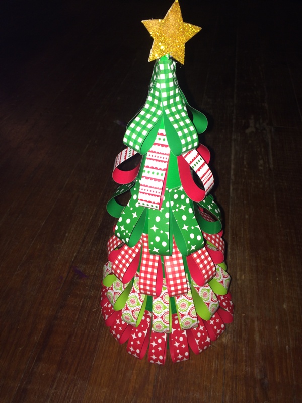 paper-christmas-tree-decoration