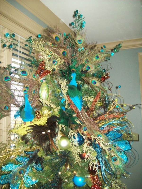 peacock-christmas-tree-ideas