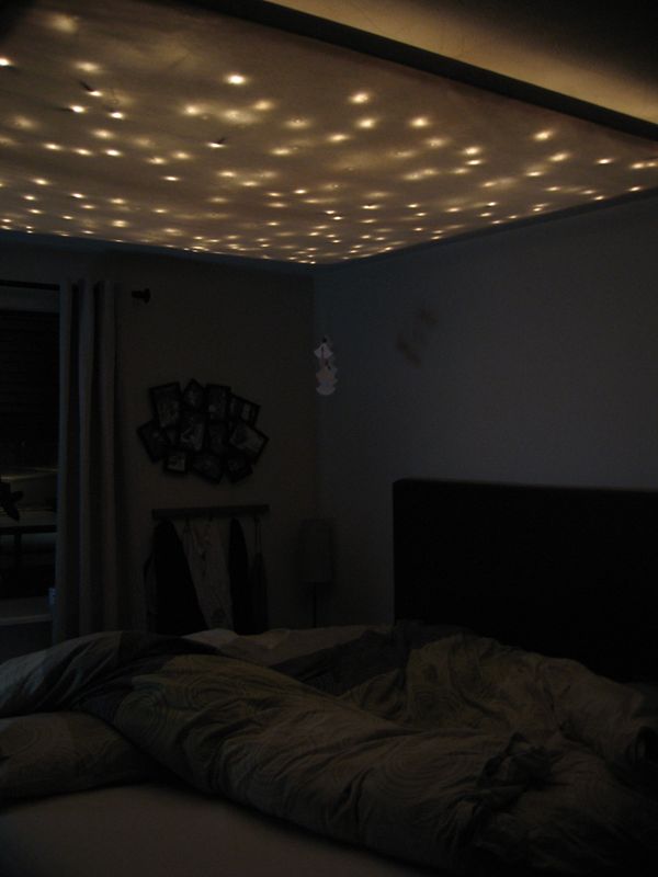 picturesque-christmas-lights-in-bedroom