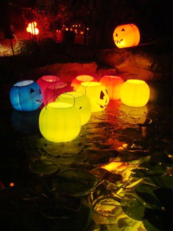 plastic-lighted-jacko-lanterns-chirstmas-decorations
