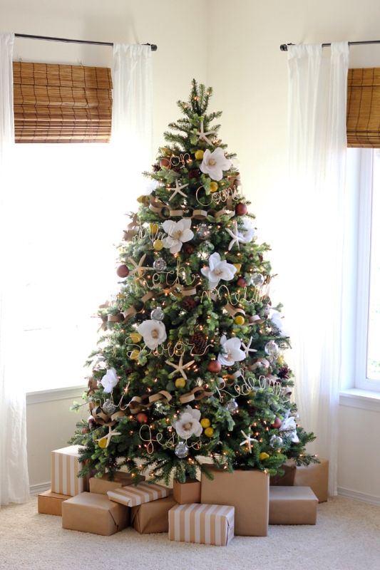 pretty-christmas-tree-ornaments