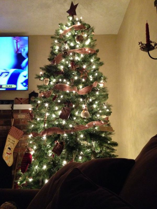 primitive-christmas-tree-design